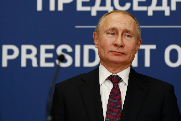 New Strains Emerge as Pressure Mounts Over Ukraine Talks