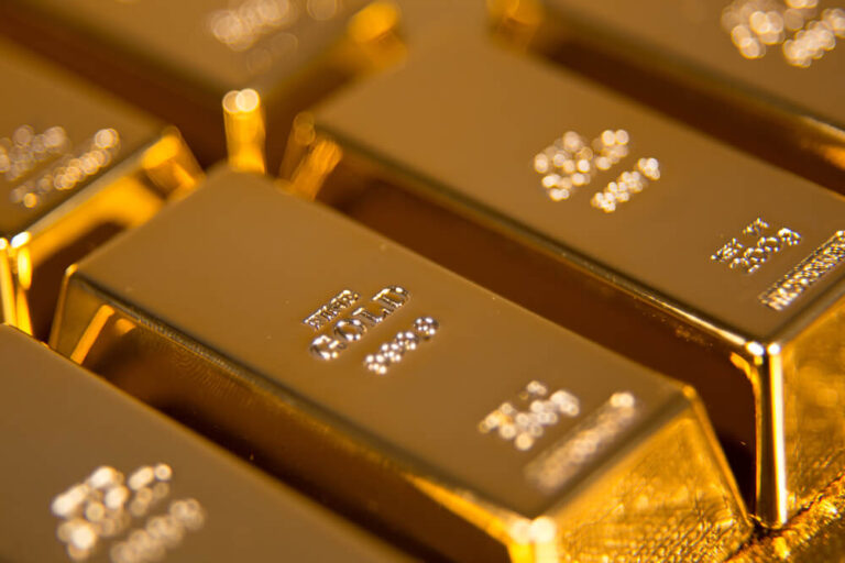 Poland Boosts Gold Reserves as a Shield Against Economic Uncertainty